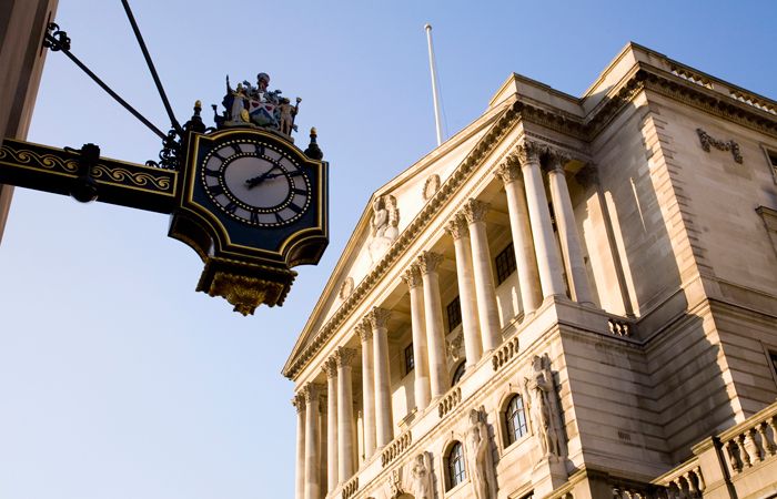 Bank-of-England-BoE-Clock-700x450.jpg