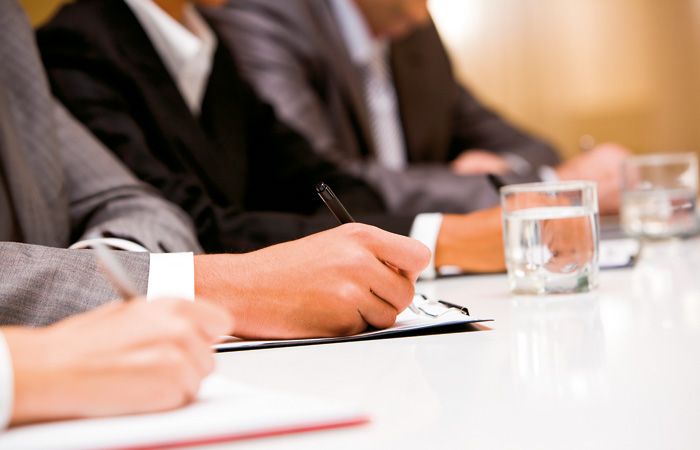 Meeting-Business-Finance-Boardroom-700.jpg