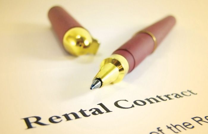 Rental-Contract-Pen-Paperwork-Mortgage-700.jpg