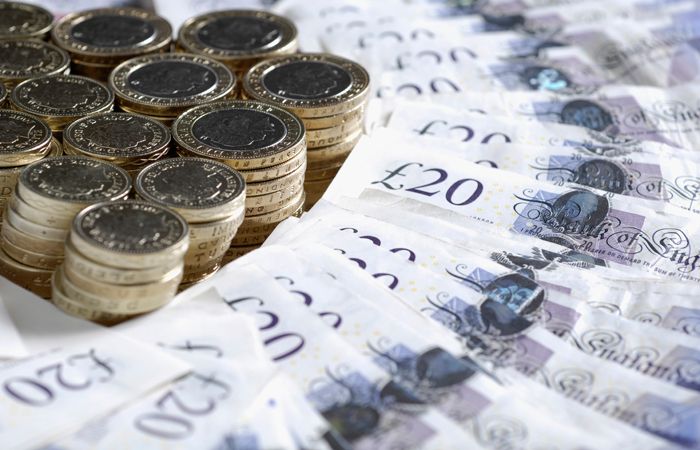 UK-Currency-Money-Pound-GBP-700x450.jpg